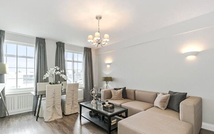 2 Bedroom Flat To Rent In Crawford Street, Marylebone, London, W1H