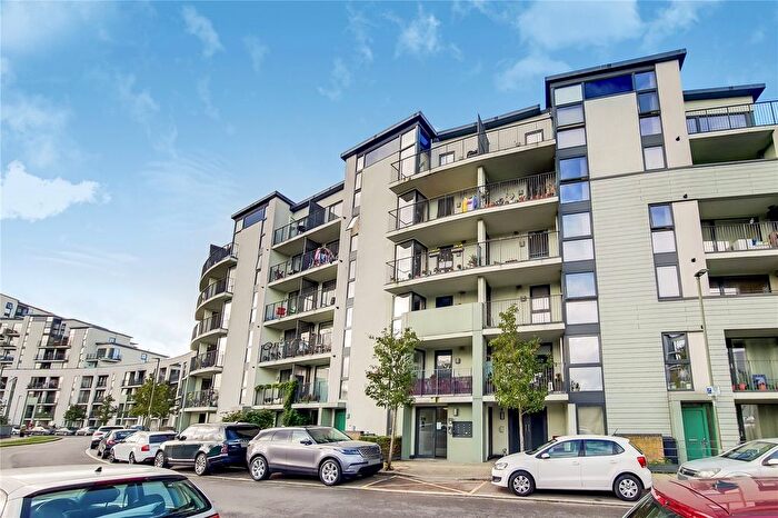 2 Bedroom Flat To Rent In Heybourne Crescent, London, NW9