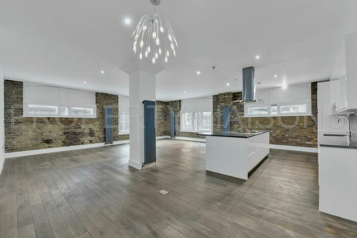 2 Bedroom Flat To Rent In Telfords Yard, Wapping, E1W