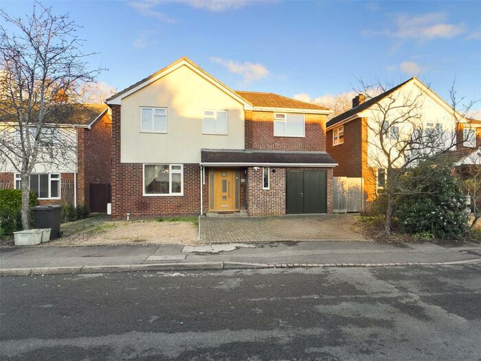 5 Bedroom Detached House To Rent In Birch Road, Burghfield Common, Reading, Berkshire, RG7
