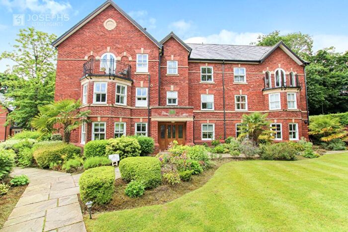 2 Bedroom Apartment To Rent In Clevelands Drive, Bolton, Greater Manchester, BL1