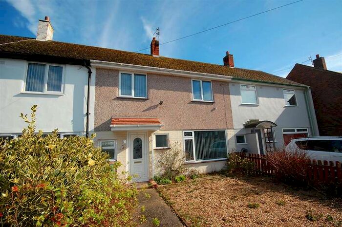 3 Bedroom Semi-Detached House To Rent In Hudson Road, Wirral, CH46