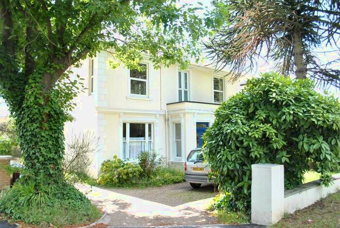 1 Bedroom Flat To Rent In Eridge Road, Tunbridge Wells, Kent, TN4
