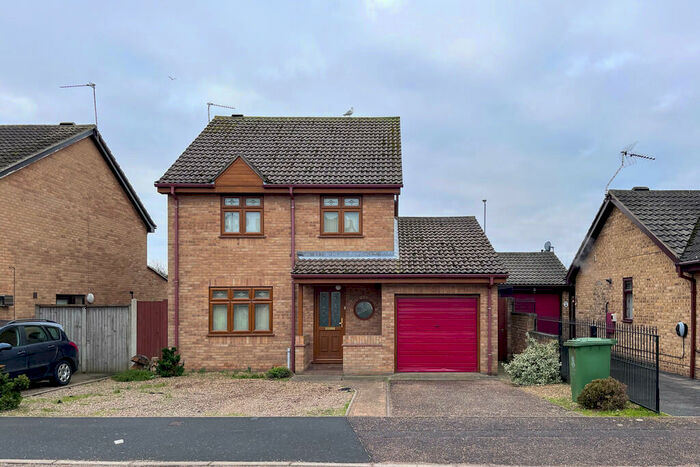 4 Bedroom Detached House To Rent In Cormorant Way, Bradwell, NR31