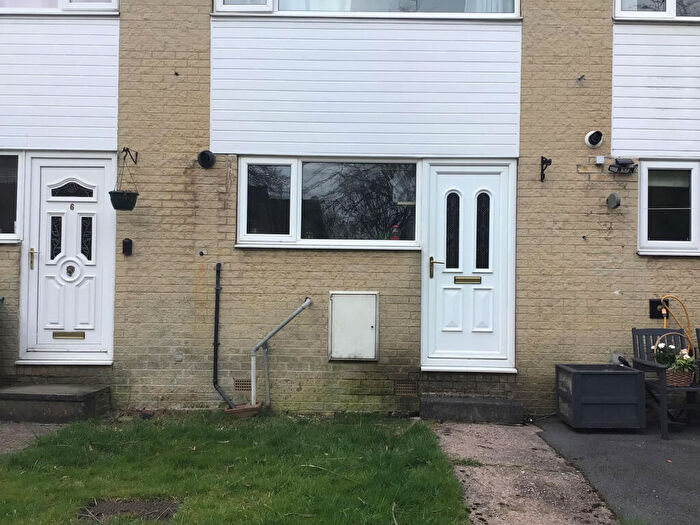 3 Bedroom Town House For Sale In Adam Court, Lindley, Huddersfield, HD3