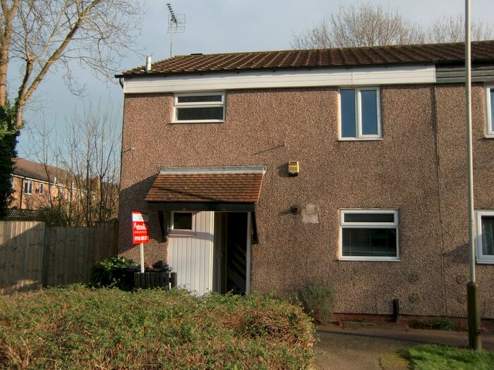 3 Bedroom End Of Terrace House To Rent In Grange Drive, Glen Parva, Leicester, LE2