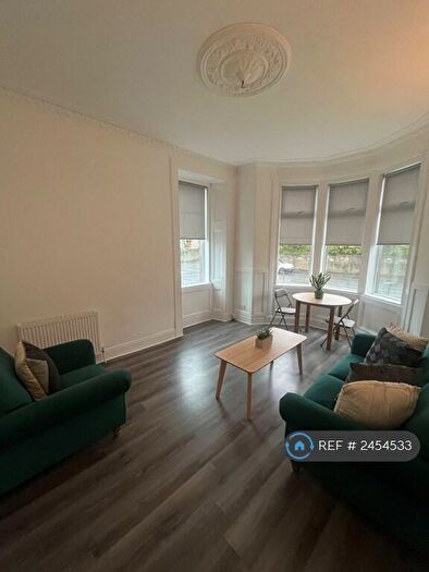1 Bedroom Flat To Rent In Tollcross Road, Glasgow, G32
