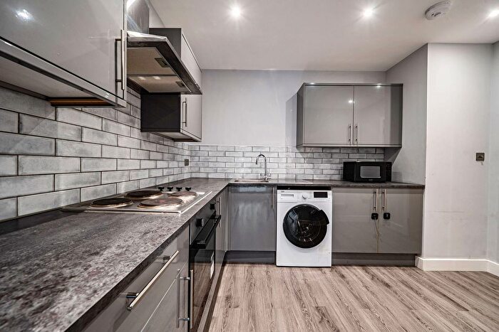 1 Bedroom Flat To Rent In Earls Court, London, SW5