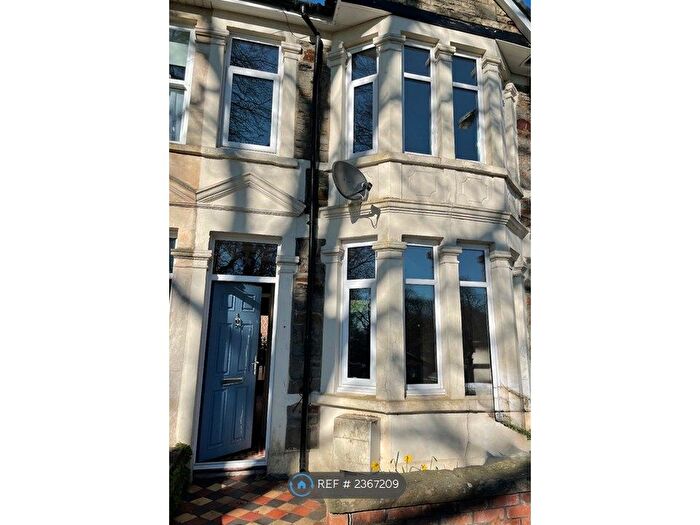 4 Bedroom Terraced House To Rent In Park Crescent, Bristol, BS5