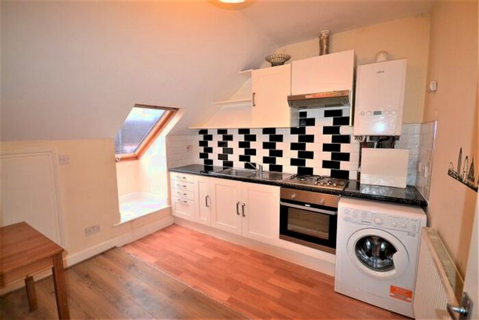 1 Bedroom Flat To Rent In Tubbs Road, Harlesden, London, NW10