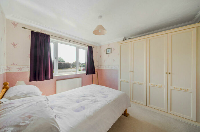 2 Bedroom Bungalow For Sale In Damson Trees, Shrivenham, Swindon, SN6