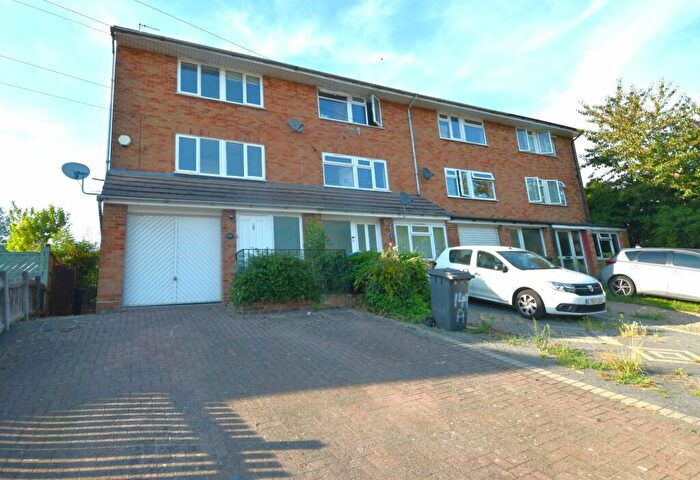 3 Bedroom Semi-Detached House To Rent In Micklefield Road, High Wycombe, Buckinghamshire, HP13