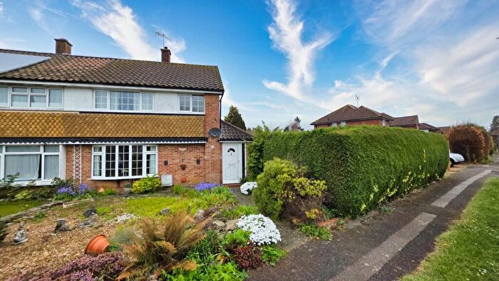 3 Bedroom Semi-Detached House For Sale In Benhams Drive, Horley, Surrey, RH6