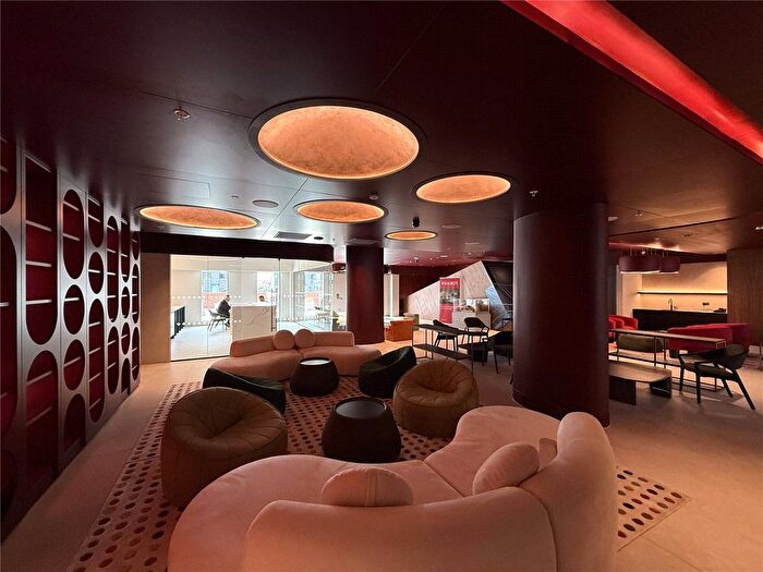 1 Bedroom Flat To Rent In Waterhouse Gardens, Manchester, Dutton Street, M3