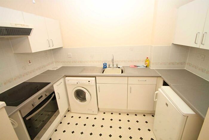 1 Bedroom Apartment For Sale In Albion Place, Campbell Park, Milton Keynes, MK9