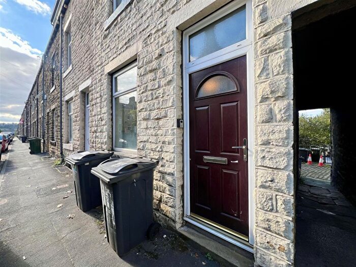 2 Bedroom Terraced House To Rent In Parkwood Street, Keighley, BD21