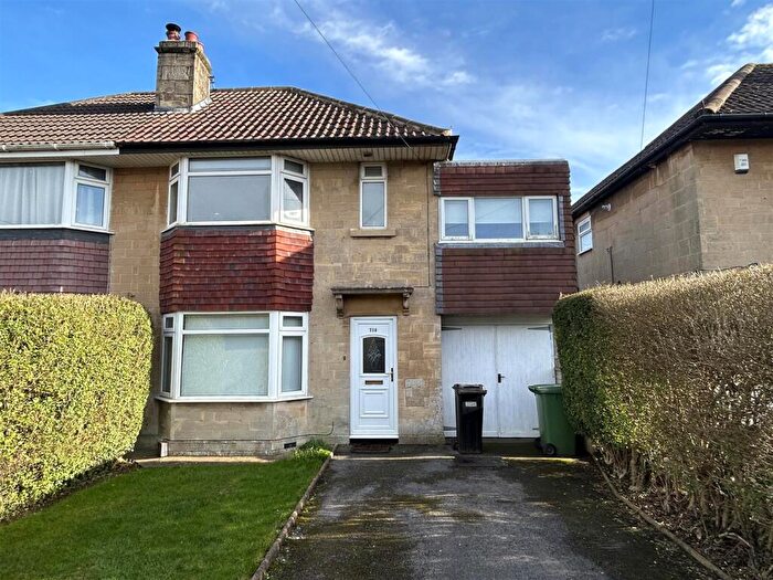 4 Bedroom House To Rent In Wellsway, Bath, BA2