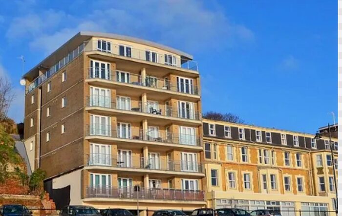 3 Bedroom Apartment To Rent In Esplanade, Sandown, PO36
