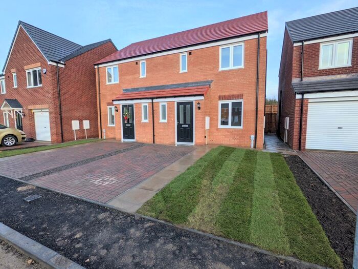 3 Bedroom House To Rent In Leamside Way, Bowburn, DH6