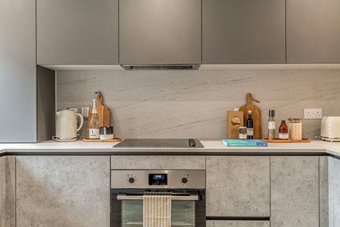 2 Bedroom Flat To Rent In Leaf Living At Whiteley Meadows, Hampshire, SO30