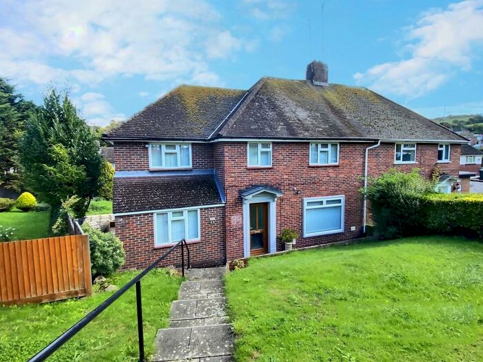 5 Bedroom Semi-Detached House To Rent In Hornby Road, Brighton, BN2