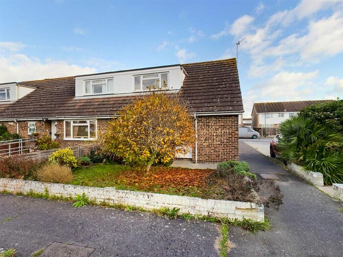 3 Bedroom End Of Terrace House To Rent In Elbridge Crescent, Aldwick, Bognor Regis PO21