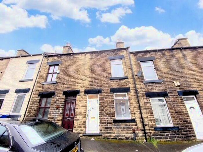 3 Bedroom House To Rent In St. Georges Road, Barnsley, S70