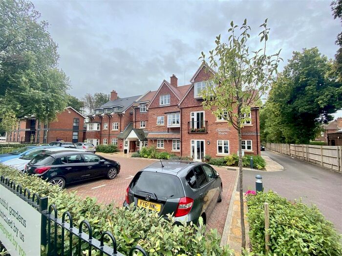 2 Bedroom Flat For Sale In Clemens Place, Woburn Street, Ampthill, MK45