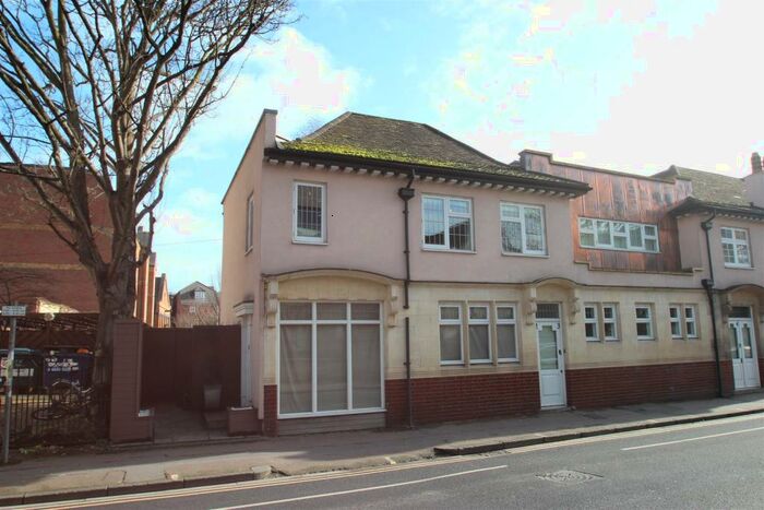 1 Bedroom Flat To Rent In St Thomas Street, OX1