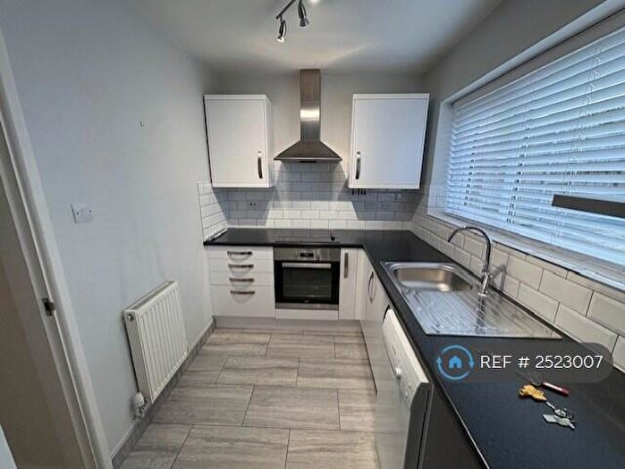 2 Bedroom Flat To Rent In Cookhill, Alcester, B49