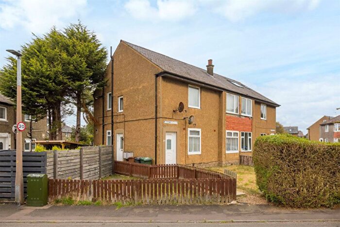 2 Bedroom Property For Sale In Pilton Place, Edinburgh, Midlothian, EH5
