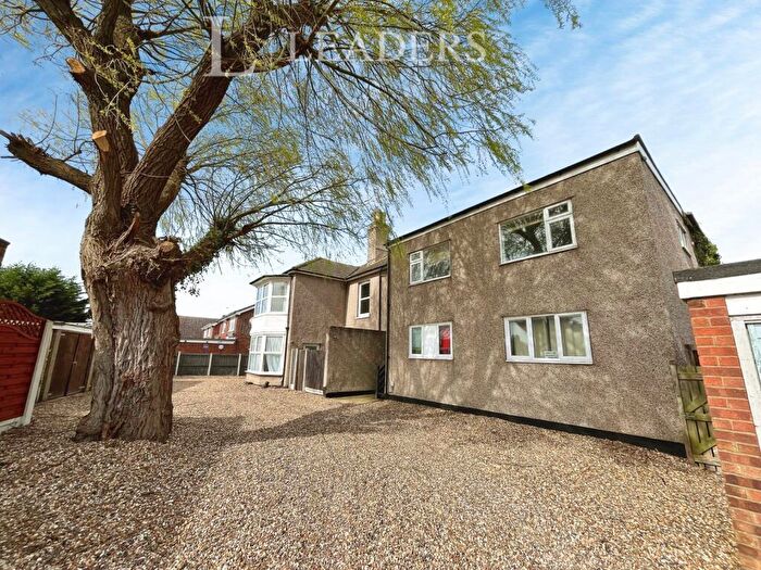 4 Bedroom Flat To Rent In Frinton Road, Kirby Cross, Frinton-on-Sea, CO13