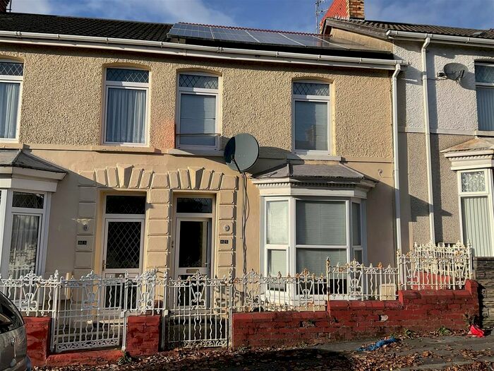 3 Bedroom Terraced House To Rent In Tyisha Road, Llanelli, SA15