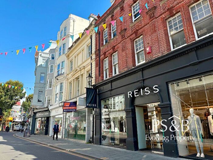 3 Bedroom Flat To Rent In East Street, Brighton, BN1