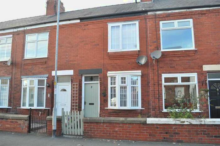 2 Bedroom Terraced House To Rent In Black Road, Macclesfield, SK11