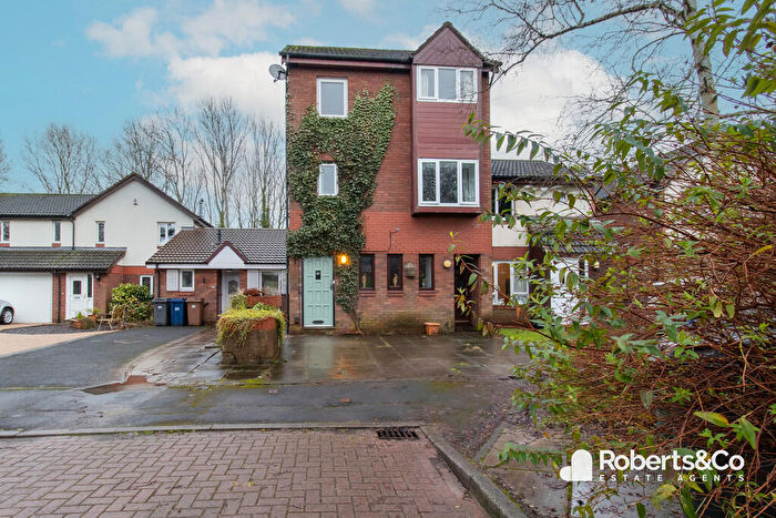 2 Bedroom Maisonette To Rent In Rosemary Court, Penwortham, PR1