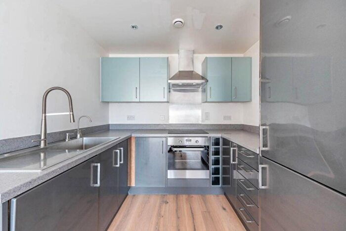 2 Bedroom Flat To Rent In Zodiac Close, Edgware, HA8