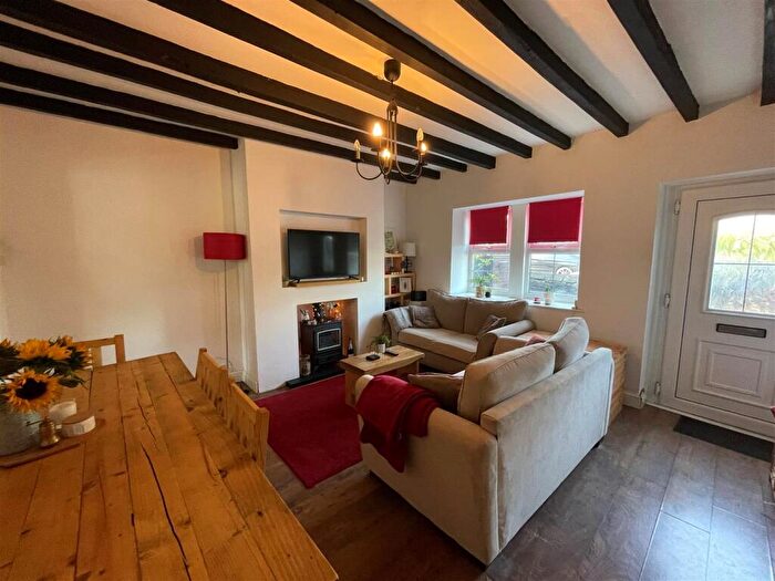 2 Bedroom Terraced House For Sale In Canada Road, Rawdon, LS19