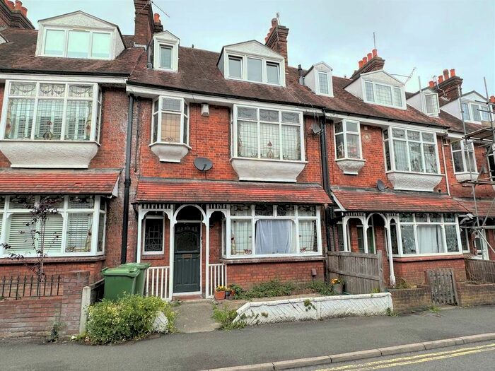 2 Bedroom Flat To Rent In Lime Hill Road, Tunbridge Wells, Kent, TN1