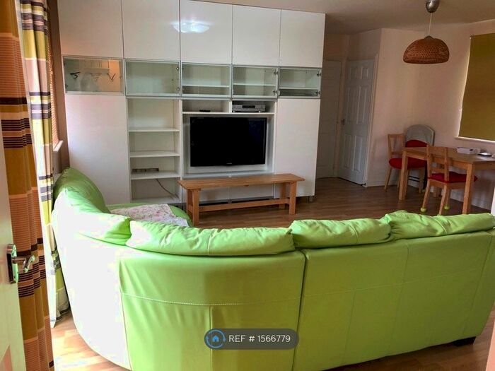 1 Bedroom Flat To Rent In William Savage Way, Smethwick, B66