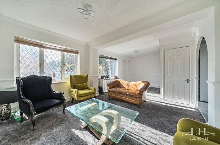 3 Bedroom Terraced House For Sale In Rural Close, Hornchurch, RM11