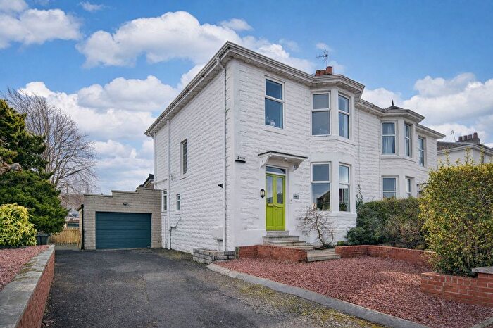 3 Bedroom Semi Detached House For Sale In Benview Road, Clarkston, G76