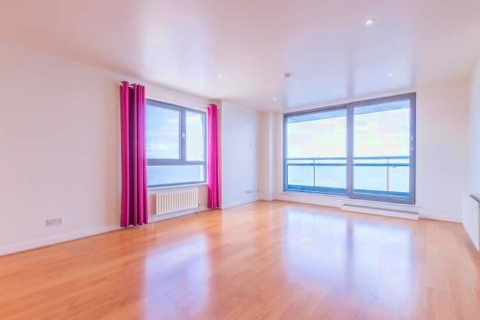 3 Bedroom Flat To Rent In Western Harbour Midway, Newhaven, EH6