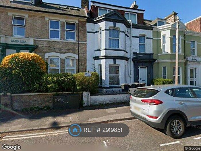 1 Bedroom Flat To Rent In Suffolk Road, Bournemouth, BH2
