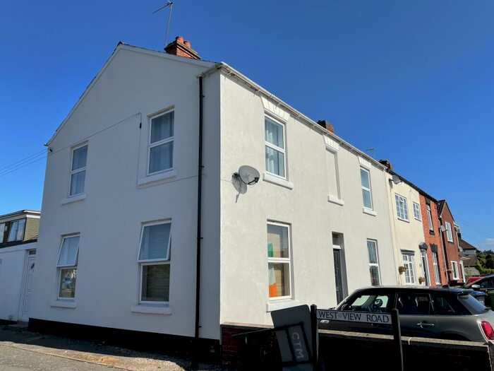 2 Bedroom Apartment To Rent In Rugby Road, Cubbington, Leamington Spa, CV32