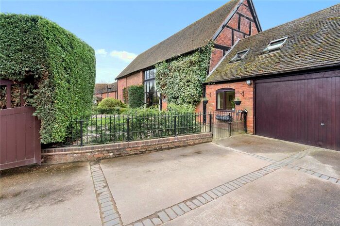 4 Bedroom Semi-Detached House For Sale In Fisherwick Road, Lichfield, Staffordshire, WS14