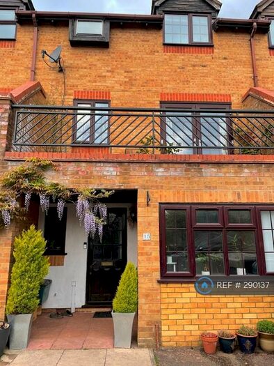 3 Bedroom Terraced House To Rent In Flitcroft Lea, High Wycombe, HP13