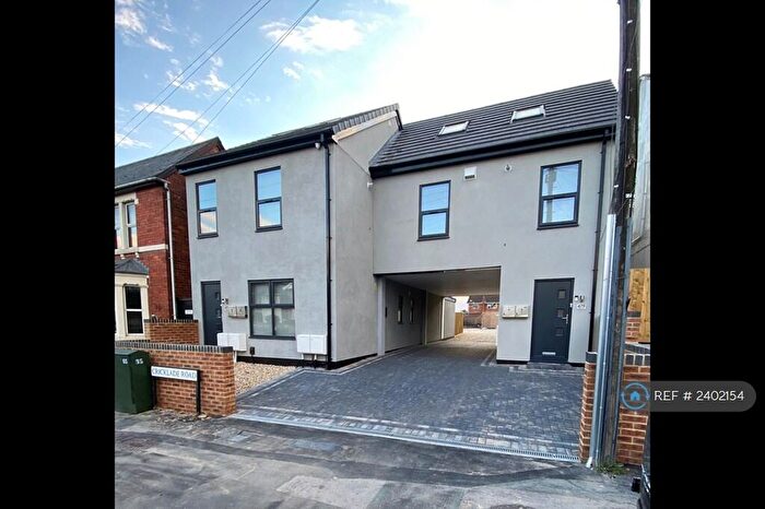 2 Bedroom Flat To Rent In Cricklade Road, Swindon, SN2