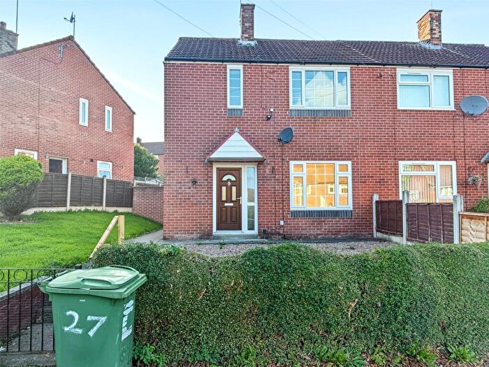 2 Bedroom Semi-Detached House To Rent In Tong Green, Farnley, Leeds, LS12