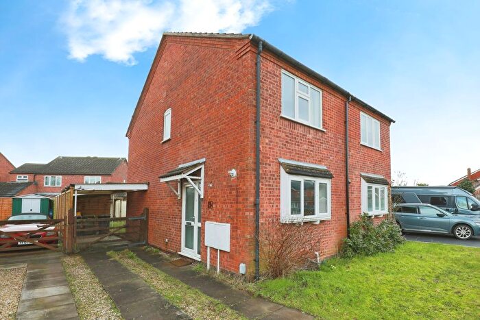 2 Bedroom Semi Detached House For Sale In Manston Drive, Wellesbourne, CV35